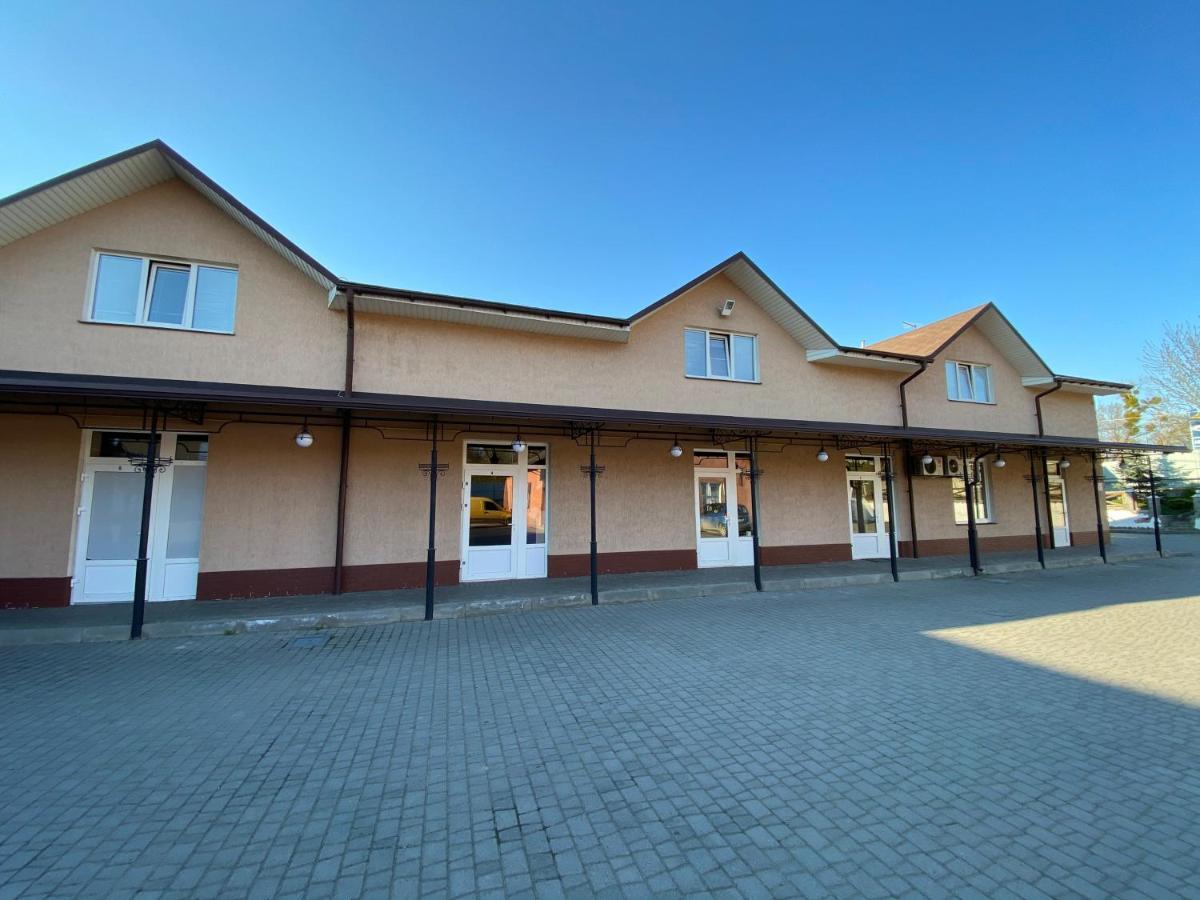 Hotel Ковчег Czernowitz Exterior foto